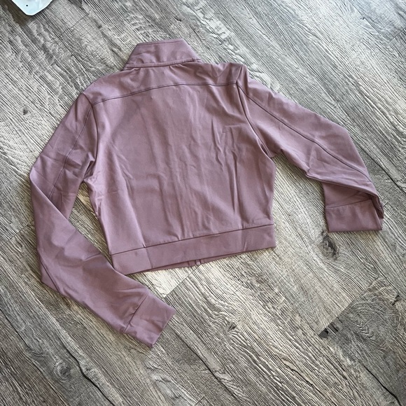 Alphalete trace jacket in purple dove - Picture 16 of 17